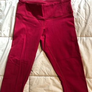 Lululemon Regular Waist Cropped Wunder Under